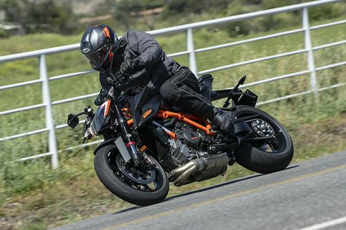 2020 KTM 1290 Super Duke R | Road Test Review