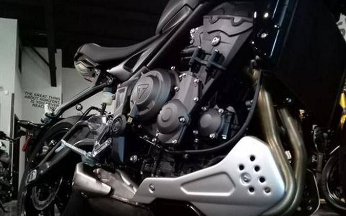 2025 Triumph Trident 660 Triple Tribute Edition