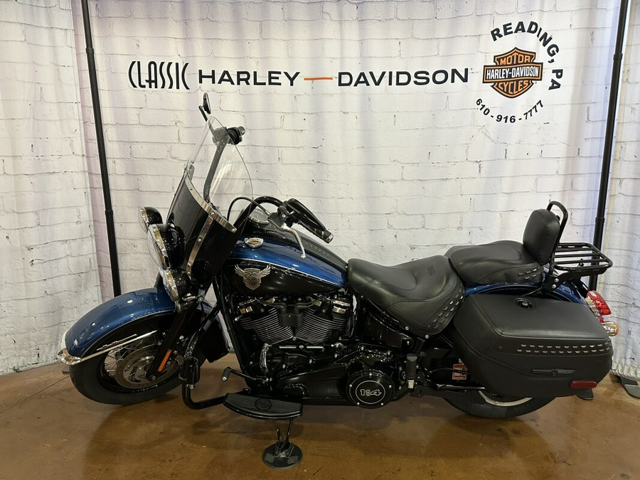 2018 Harley-Davidson 115th Anniversary Heritage Classic 114 FLHCSANV Lgnd Blue/Vvd Black