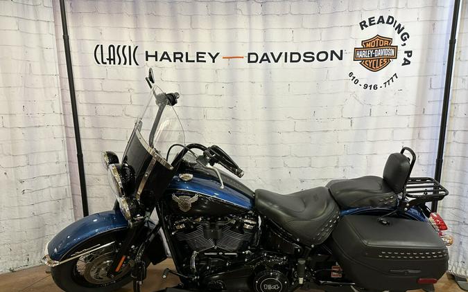 2018 Harley-Davidson 115th Anniversary Heritage Classic 114 FLHCSANV Lgnd Blue/Vvd Black