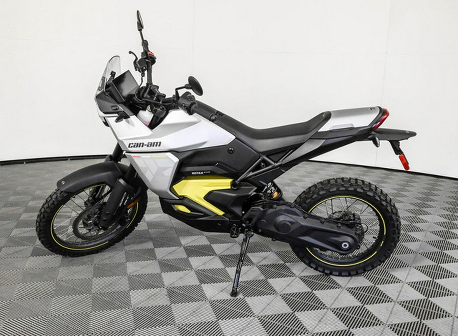 2025 Can-Am Origin 73