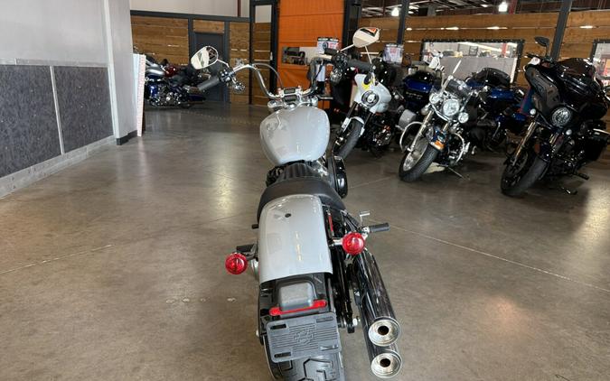 FXST 2024 Softail™ Standard