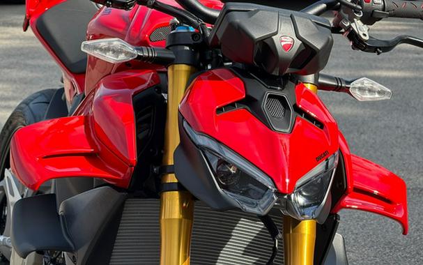 2026 Ducati Streetfighter V4 S