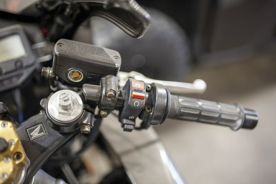 2001 Honda Superhawk