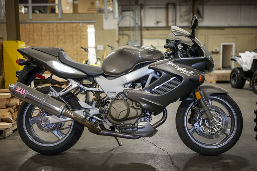 2001 Honda Superhawk