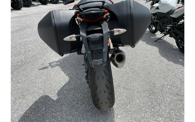 2017 KTM 1290 SUPER DUKE GT