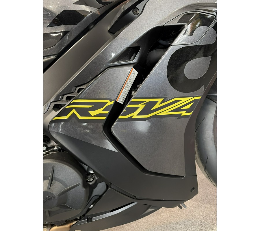 2026 Aprilia RSV4 1100