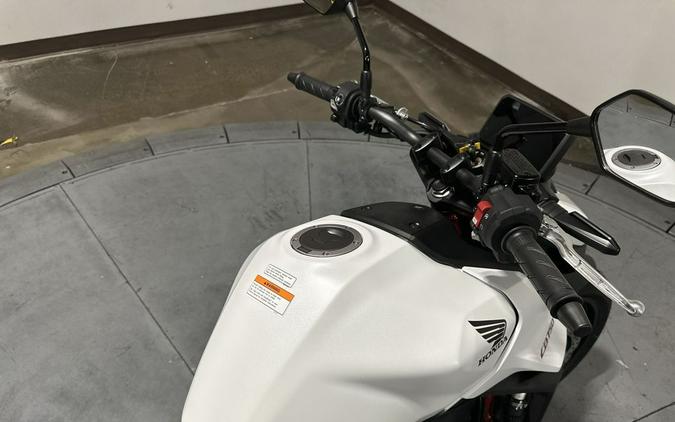 2025 Honda CB750 Hornet Base