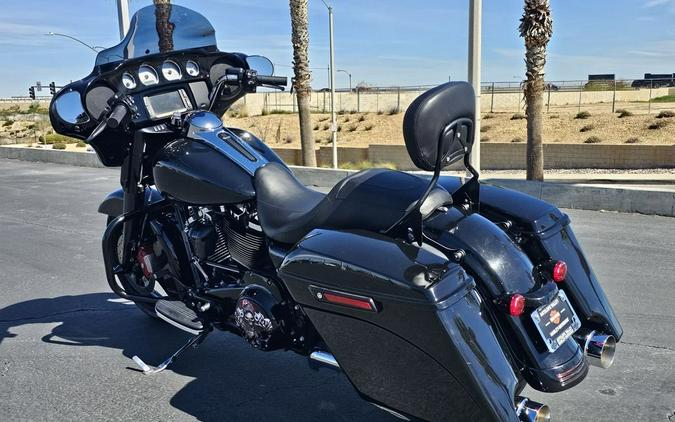 2018 Harley-Davidson® FLHX - Street Glide®