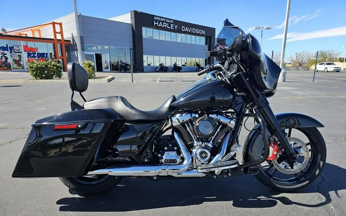 2018 Harley-Davidson® FLHX - Street Glide®