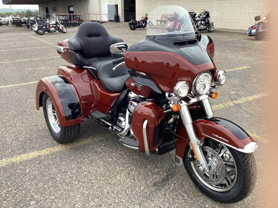 2024 Harley-Davidson® FLHTCUTG - Tri Glide® Ultra