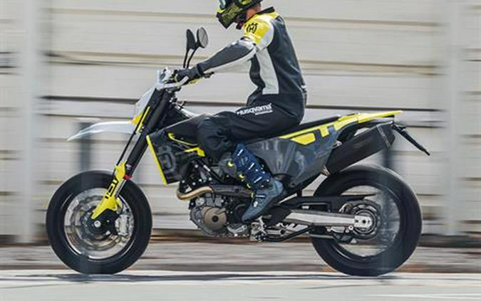 2023 Husqvarna 701 Supermoto