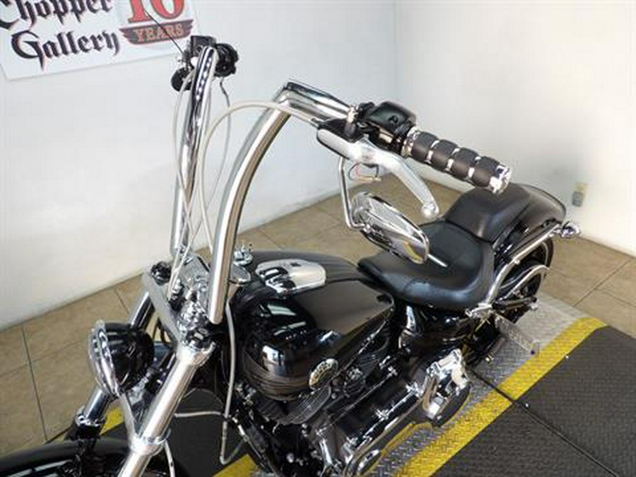 2015 Harley-Davidson Breakout®