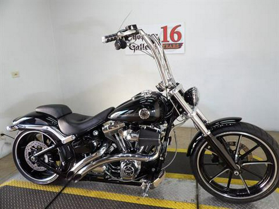 2015 Harley-Davidson Breakout®