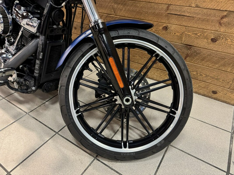 2018 Harley-Davidson® Breakout® 114 Legend Blue Denim FXBRS