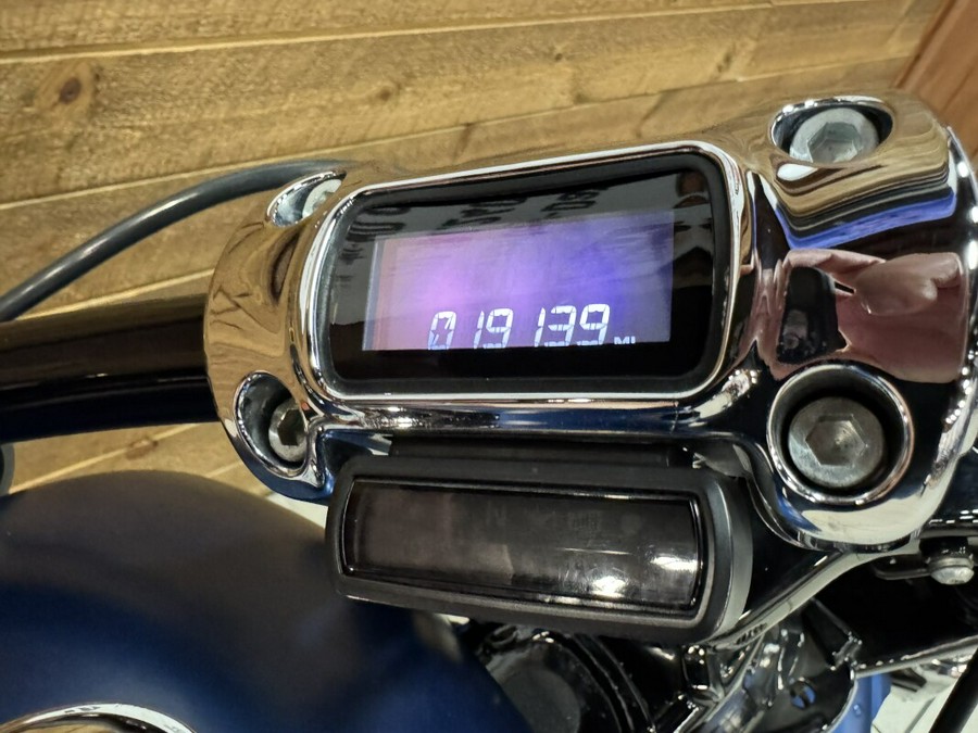 2018 Harley-Davidson® Breakout® 114 Legend Blue Denim FXBRS