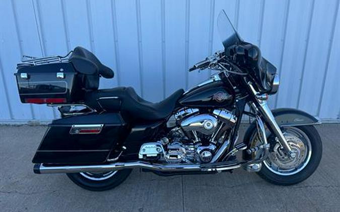 2004 Harley-Davidson FLHTC/FLHTCI Electra Glide® Classic