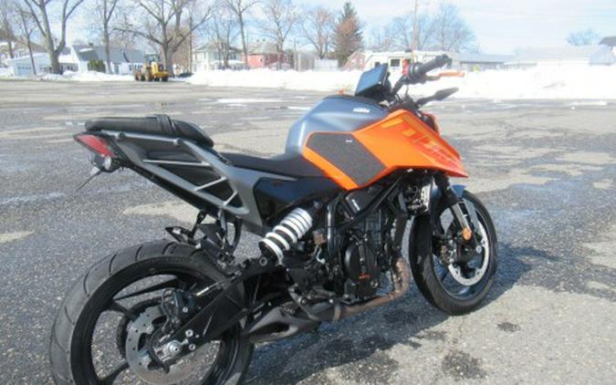 2024 KTM 250 Duke