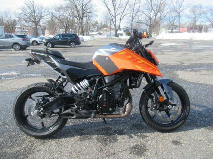 2024 KTM 250 Duke