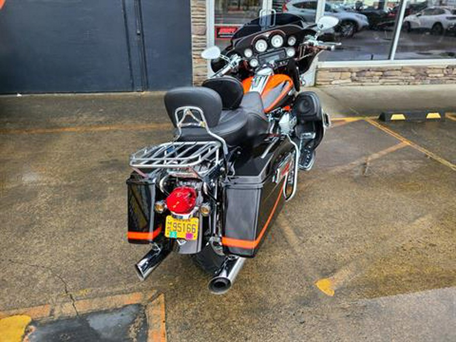 2007 Harley-Davidson CVO™ Screamin' Eagle® Ultra Classic® Electra Glide®