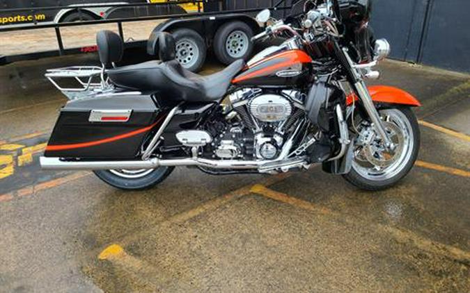 2007 Harley-Davidson CVO™ Screamin' Eagle® Ultra Classic® Electra Glide®