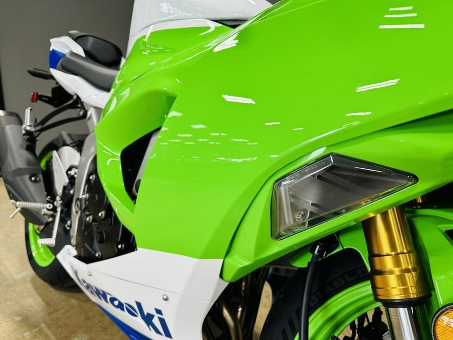 2024 Kawasaki Ninja® ZX™-6R 40th Anniversary Edition ABS