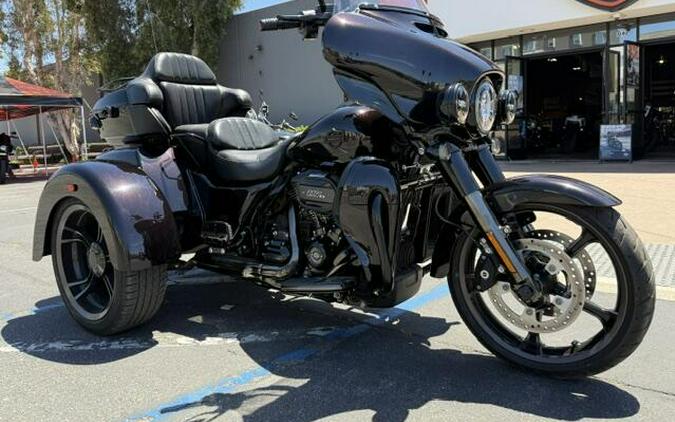 2021 Harley-Davidson® CVO™ Tri Glide®