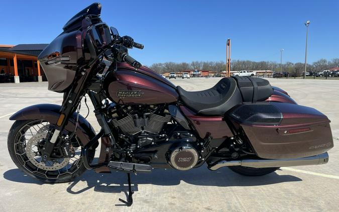 FLHXSE 2024 CVO™ Street Glide®