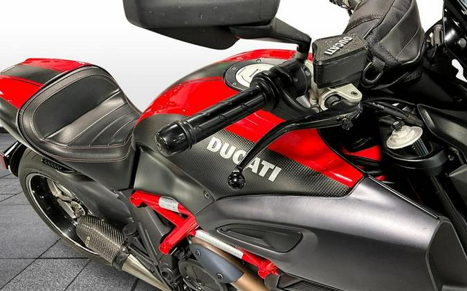 2015 Ducati Diavel Base