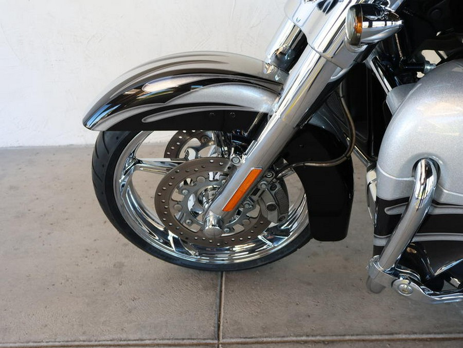 2015 Harley-Davidson® FLHXSE - CVO™ Street Glide®