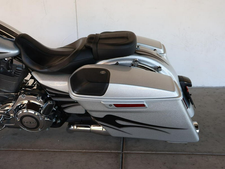 2015 Harley-Davidson® FLHXSE - CVO™ Street Glide®