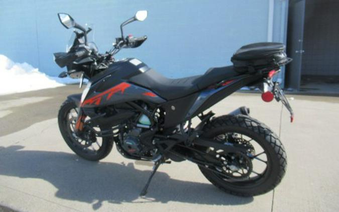 2022 KTM 390 Adventure