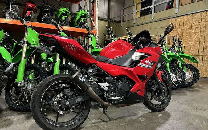 2021 Kawasaki Ninja 400 ABS Passion Red