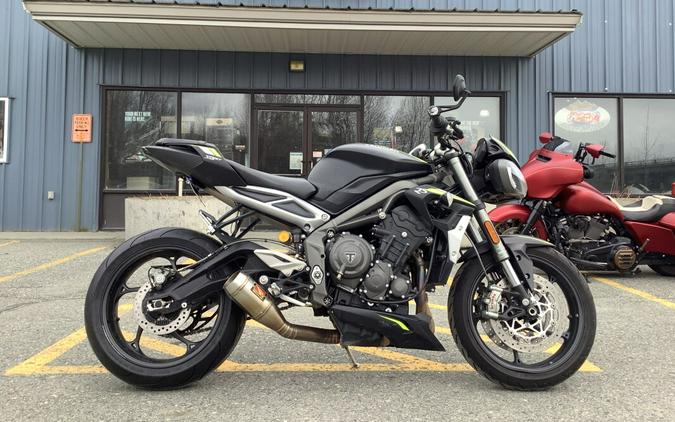 2022 Triumph Street Triple R