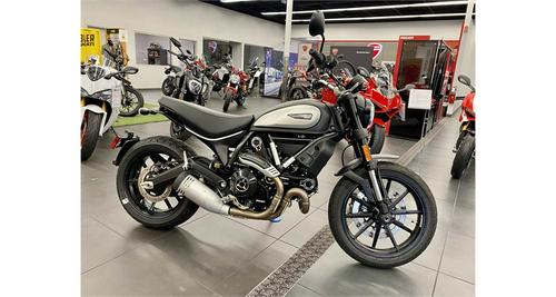 2022 Ducati Scrambler Icon Dark Review [10 Fast Facts]