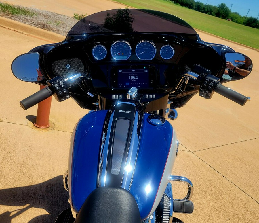 2023 Harley-Davidson® Street Glide® Special Bright Billiard Blue/Billiard Gray