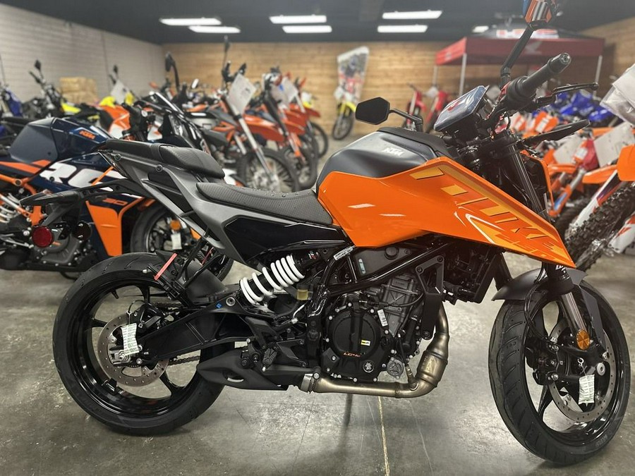 2024 KTM Duke 250