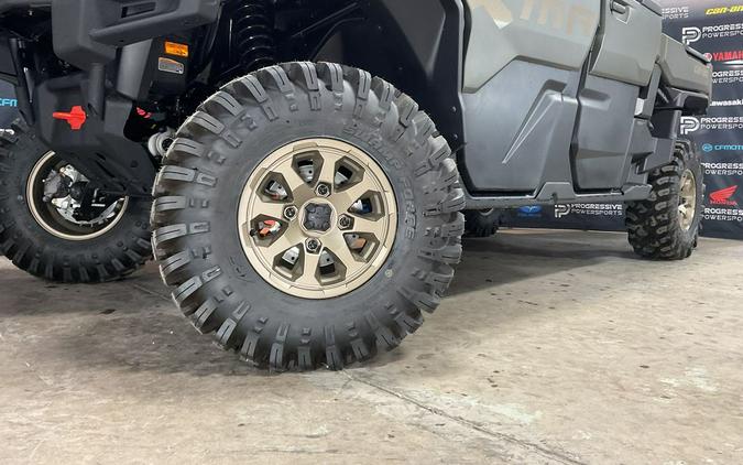 2026 Can-Am® Defender MAX X mr HD11 with half-doors