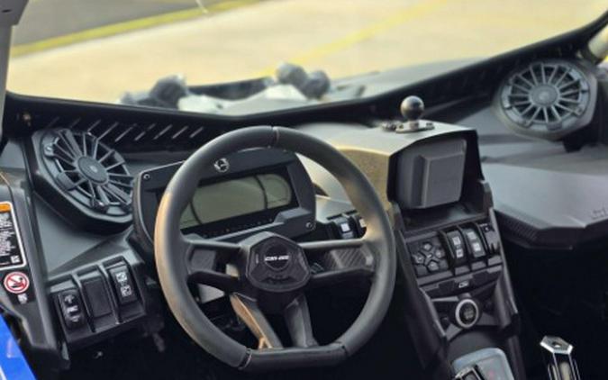 2022 Can-Am Maverick X3 X RS Turbo RR