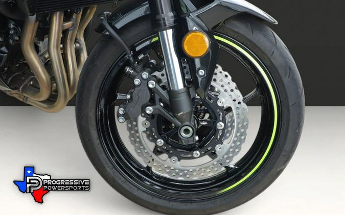 2024 Kawasaki Z900 ABS Metallic Spark Black/Metallic Matte Dark Gray