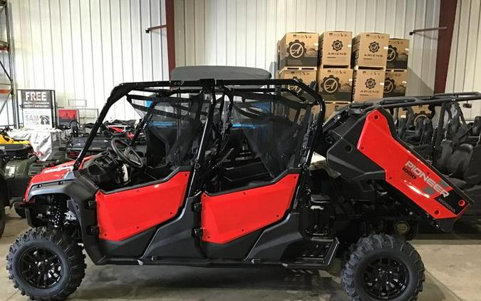 2023 Honda® Pioneer 1000-6 Deluxe Crew