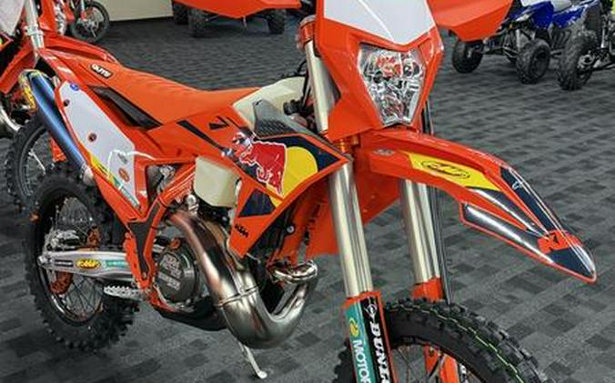 2025 KTM 300 XC-W Factory Edition First Look [11 Fast Facts]