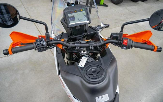 2025 KTM Adventure 390 X