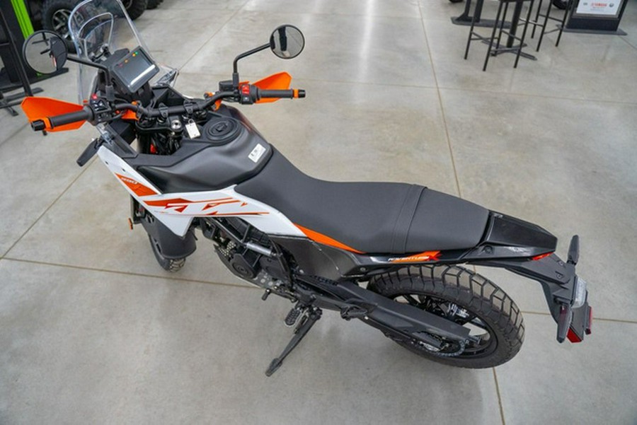 2025 KTM Adventure 390 X