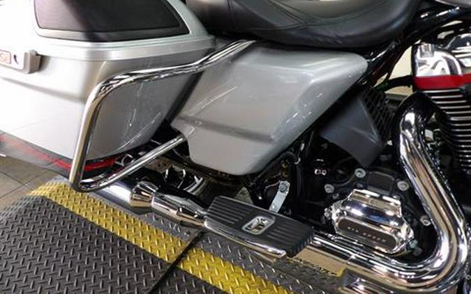 2019 Harley-Davidson CVO™ Street Glide®