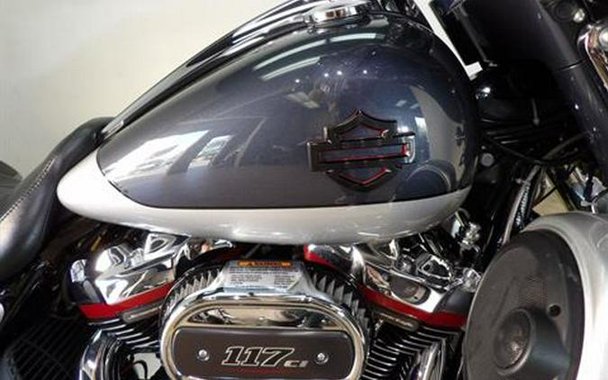 2019 Harley-Davidson CVO™ Street Glide®