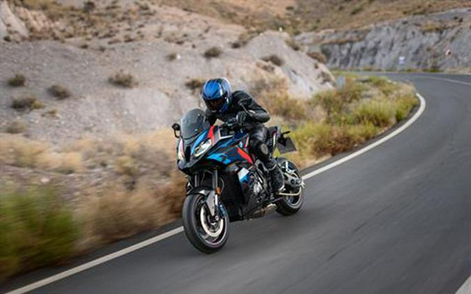 2026 BMW M 1000 XR