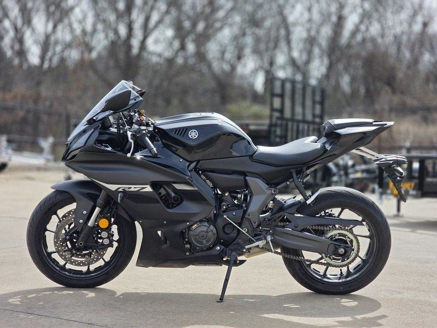 2024 Yamaha YZF-R7