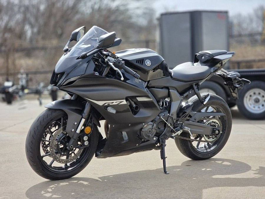2024 Yamaha YZF-R7