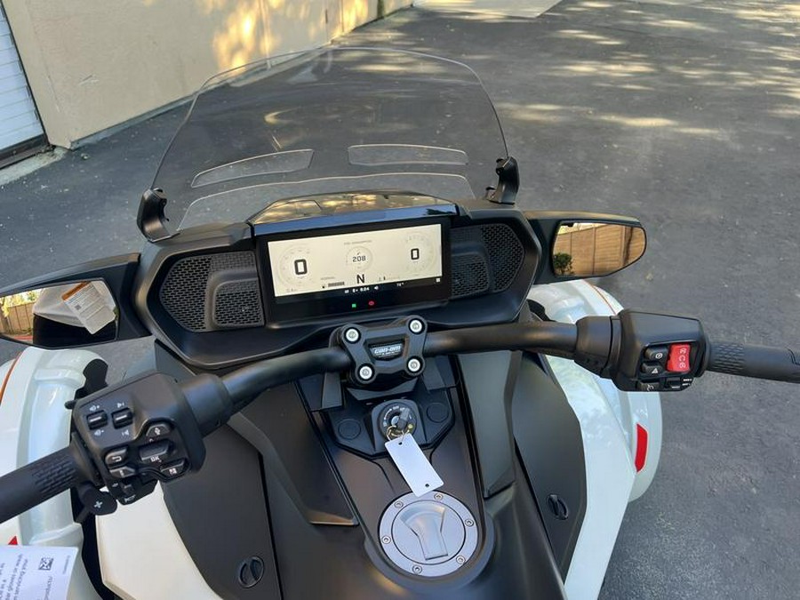 2026 Can-Am® Spyder F3-T